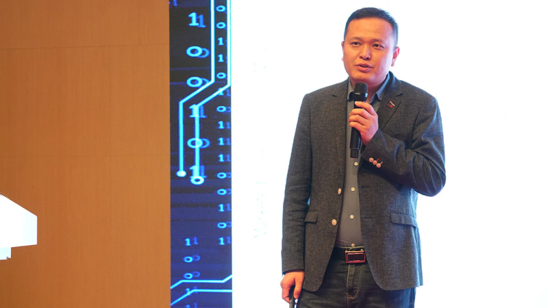 040305.jpg 040305.jpg